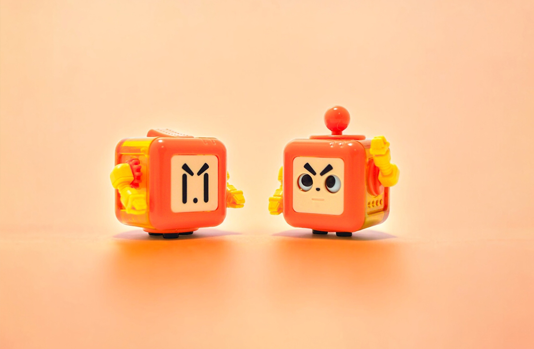 Robot Fidget Cube Orange